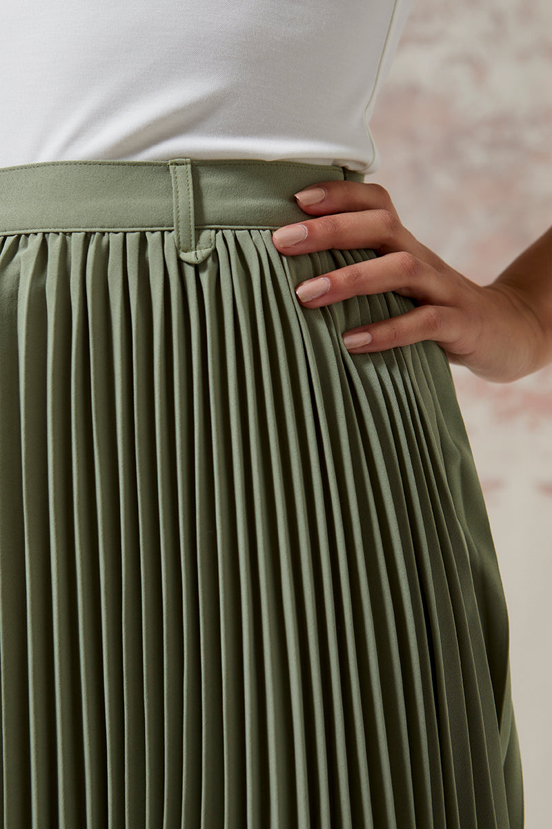 Pleated Skirt